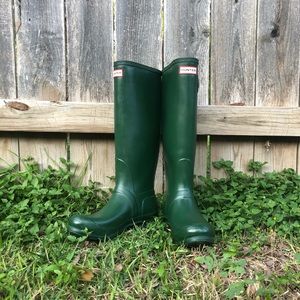 Green Knee-High Hunter Rainboots